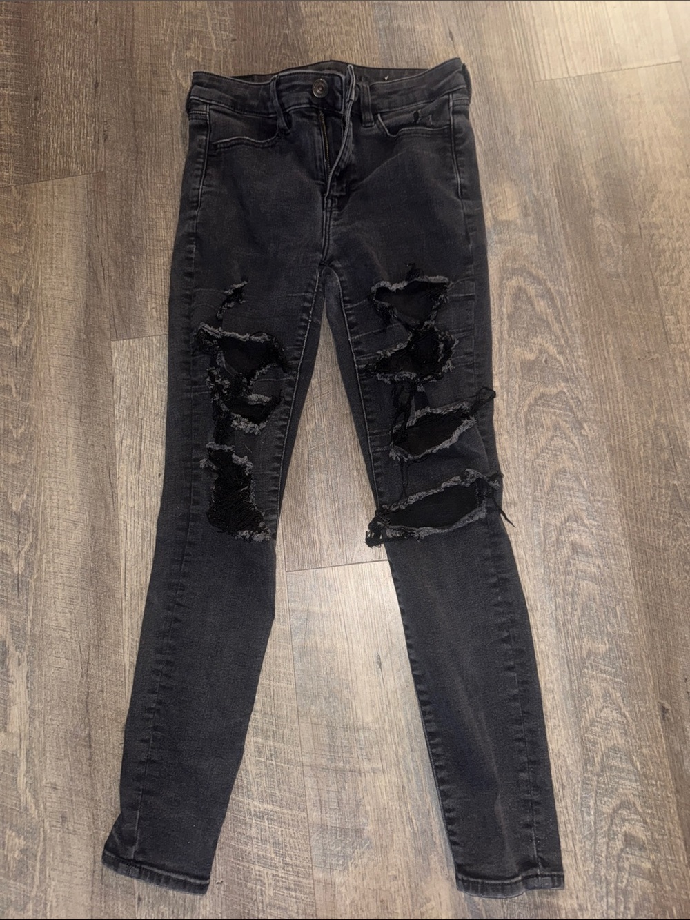 American Eagle Outfitters Black Distressed Skinny Jeans